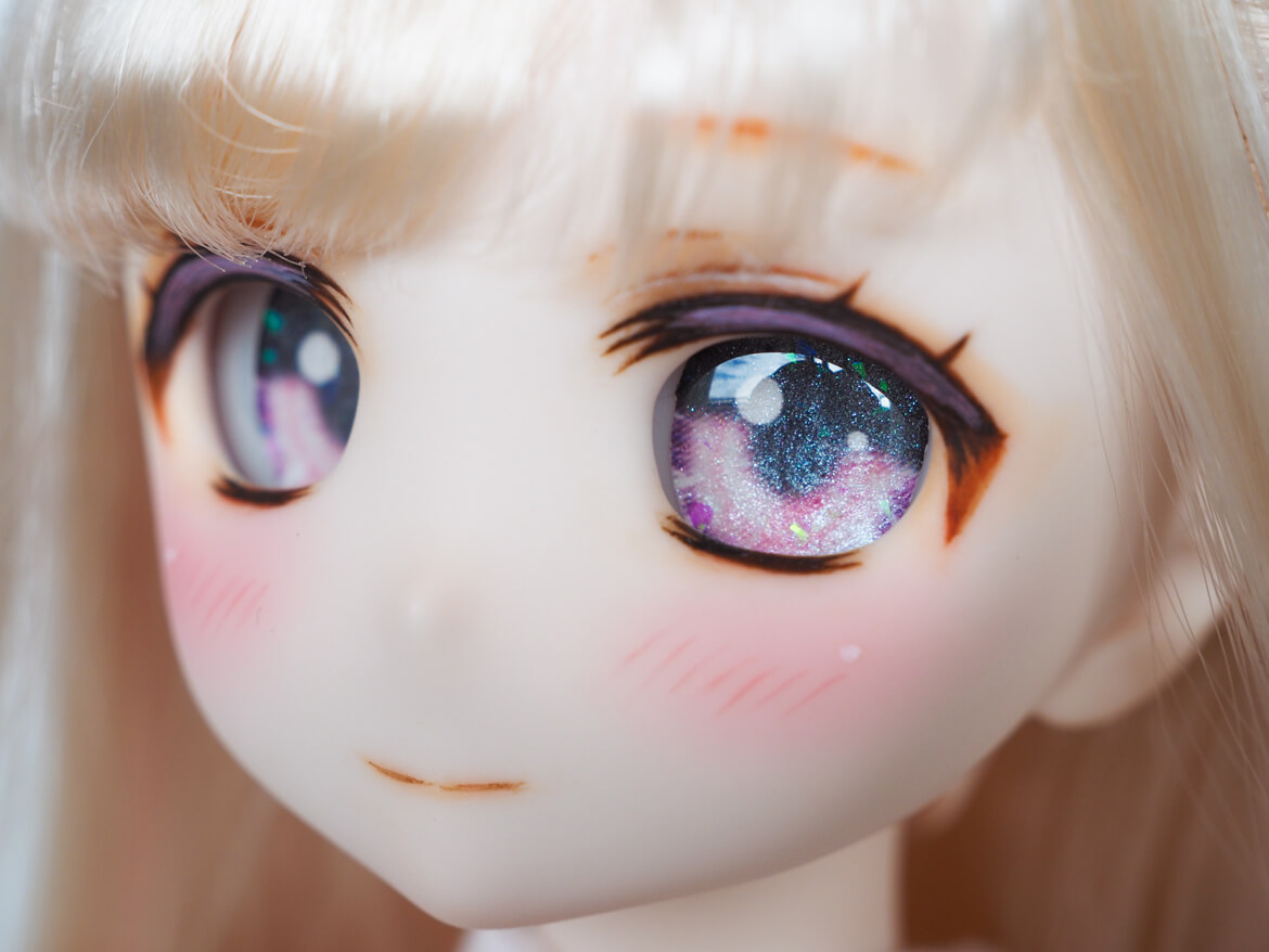 カボションアイ